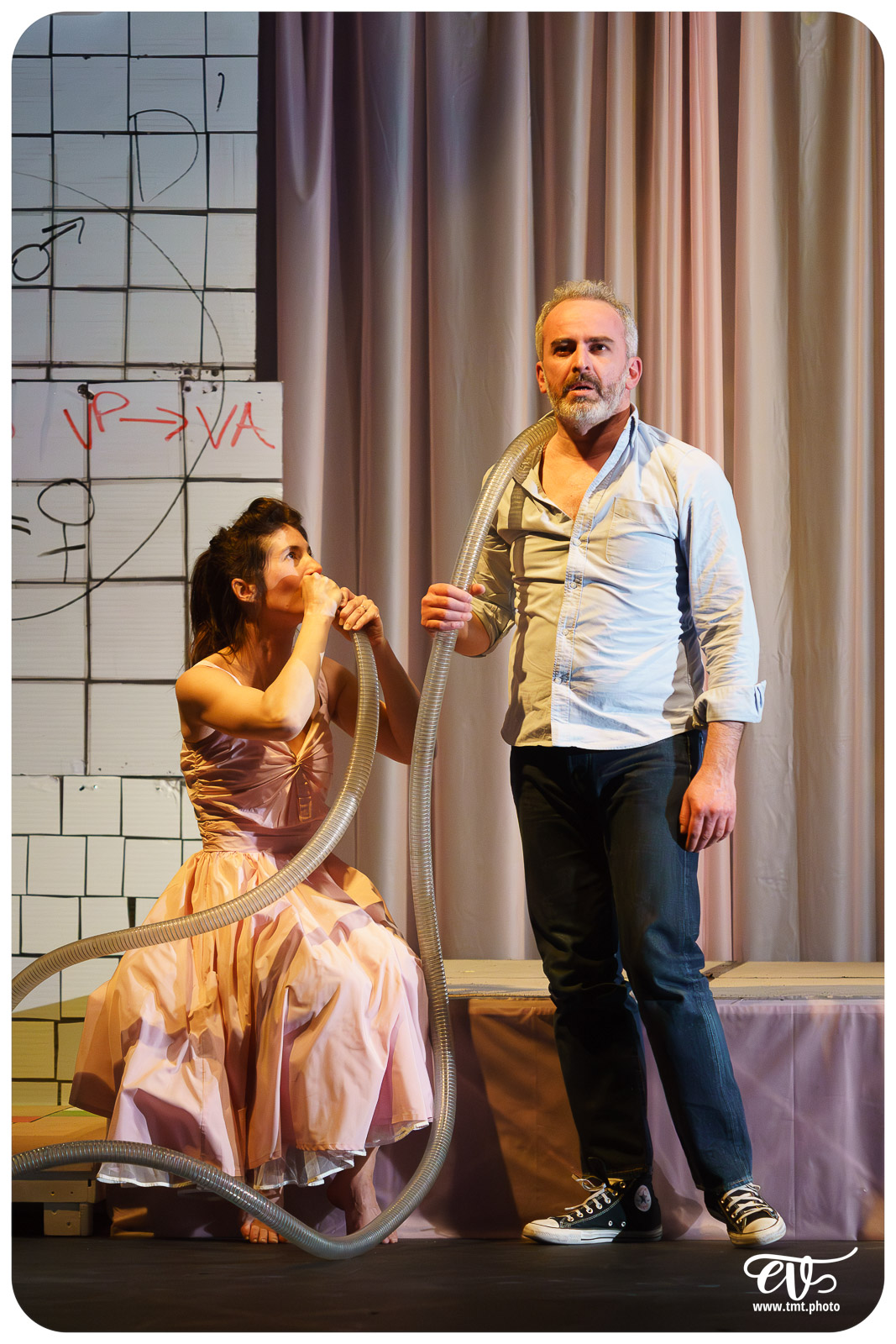 TMTPHOTO 2025.03.05 DERRIERE LE HUBLOT SE CACHE PARFOIS DU LINGE (LES FILLES DE SIMONE) 027